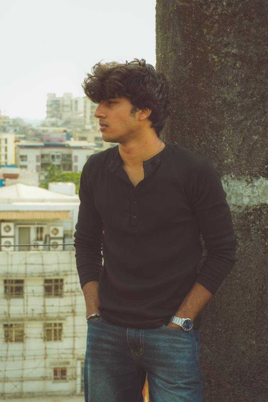 Black Henley — professional photo 2