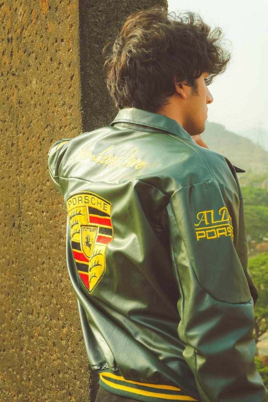 Porsche Green Jacket — professional photo 1
